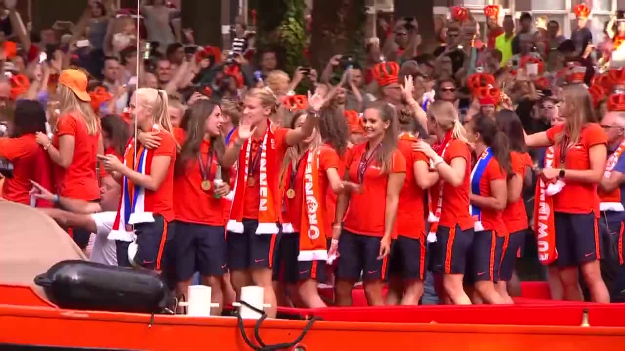 The Dutch coach to bring home Euros glory for England_ 🤔💭🏴______ _ Sarina Wiegman