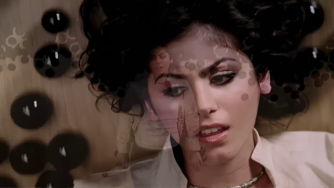 Katie Melua - Nine Million Bicycles (4k + 60fps Upscale)