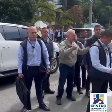 Uribe en San Antonio de Prado: "Yo di la orden" de sacar a los paramilitares
