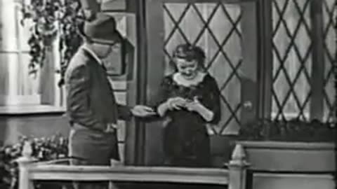 Burns and Allen Show 'THE FORTUNE TELLER' part 3 public domain