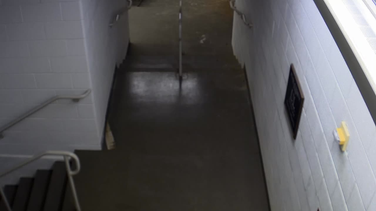 7187CVCULStair45North_2021-01-05_23h00min01s997ms.mp4