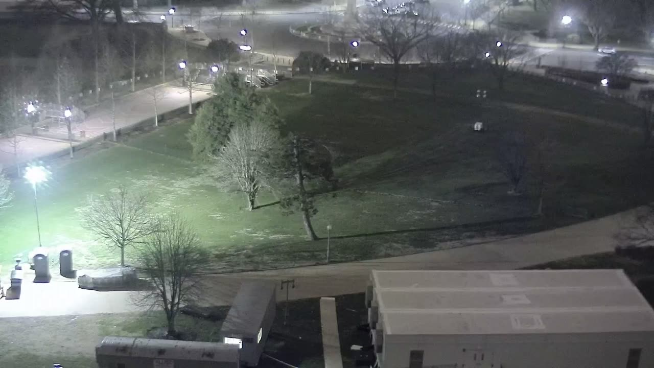 0946USCSRFNorthwestRoof_2021-01-05_04h40min00s207ms.mp4