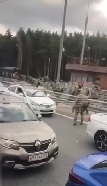 Dozens of military men landed near the bridge over the Oka River near Serpukhov.