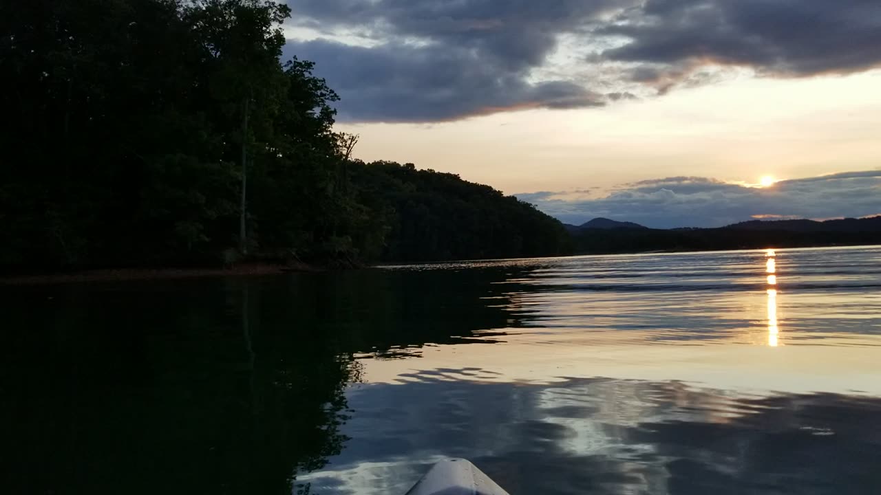 Kayaking in Western North Carolina Mountains ...