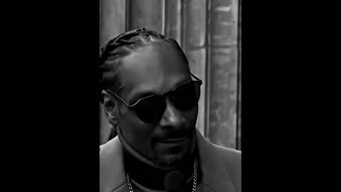 Snoop Dogg's Ultimate Self-Tribute: Praising His Own Legacy and Achievements!"