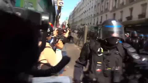 Leftists attack firefighters in Paris.