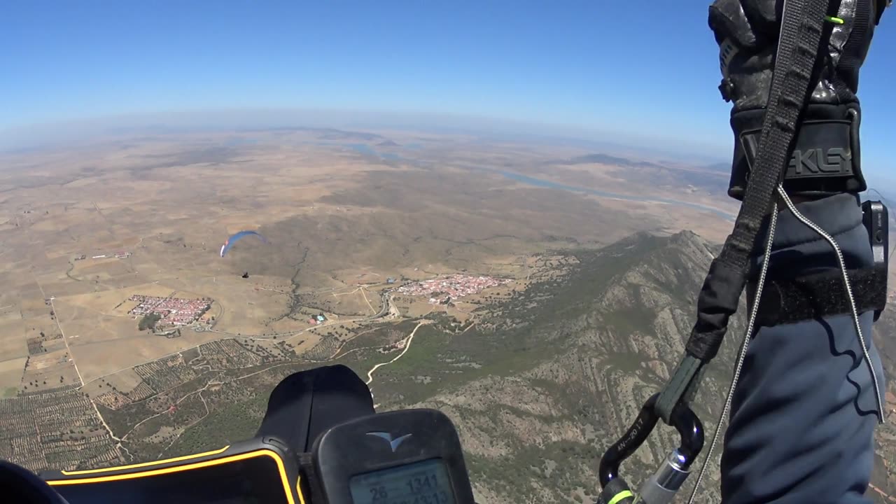 Paragliding from Zarza Capilla (Spain - middle of nowhere) in July 2023