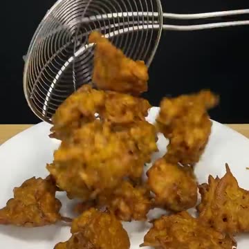 Very Crispy 🤤 😋 and 😋 Cabbage 🥬 🥬 Fritters very delicious soft and tender