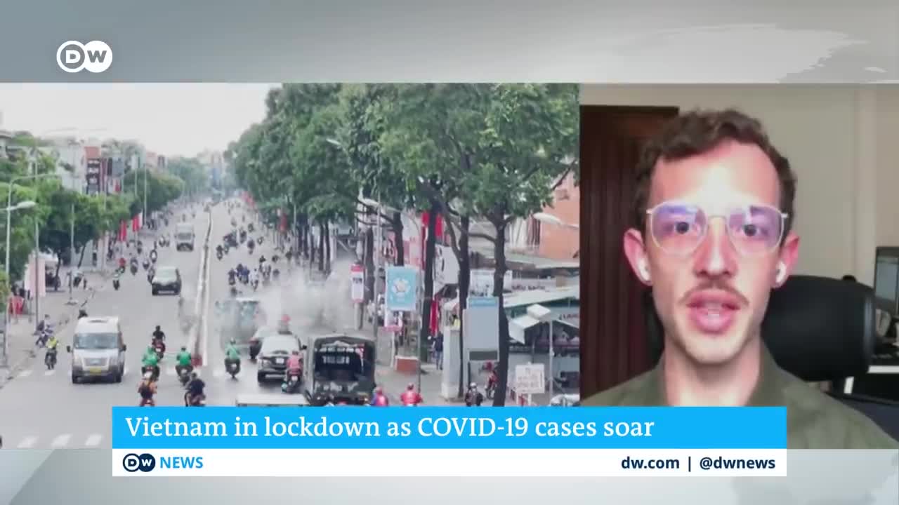 Vietnam on lockdown as COVID cases soar with 0.4% vaccinated | DW News