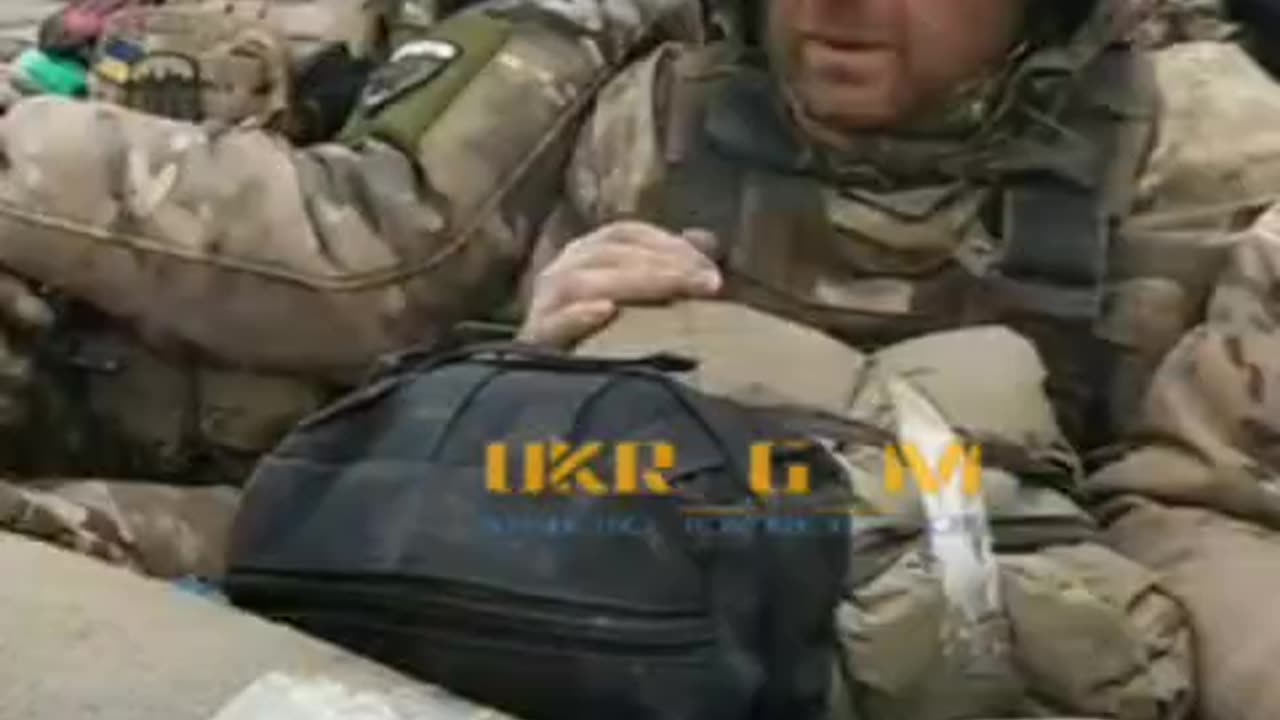 Ukrainian soldiers in Bakhmut are running out of ammunition and are surrounded