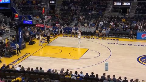 Stephen Curry and Russell Westbrook share a laugh during Warriors vs Lakers