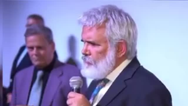 Dr. Robert Malone: "There is a concerted effort to try to tear us apart