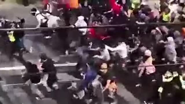 Australians RISE UP Against Dystopian COVID Mandates and Tyrannical Government