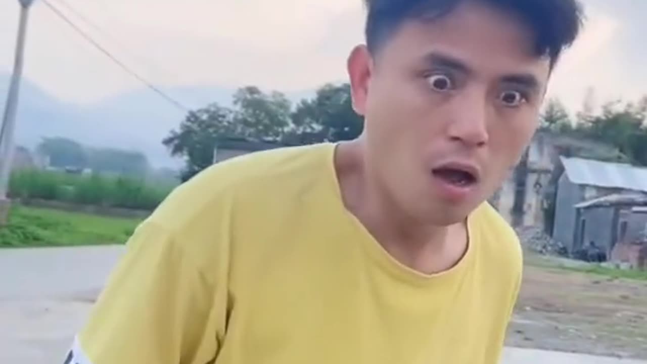#fuuuny#funnyshorts#funnyreels#funnyone#laughterdose#bestshorts#reels#dailyhappy#everydaybest