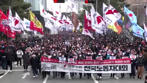 South Korean workers rally in support of truckers