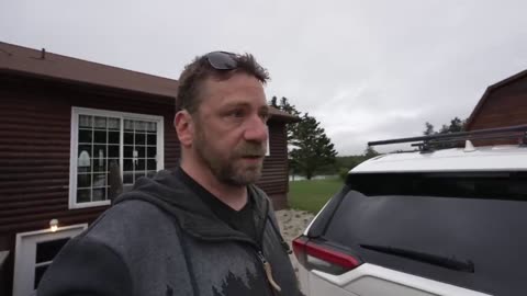 What On Earth Is Going On With Steve Update