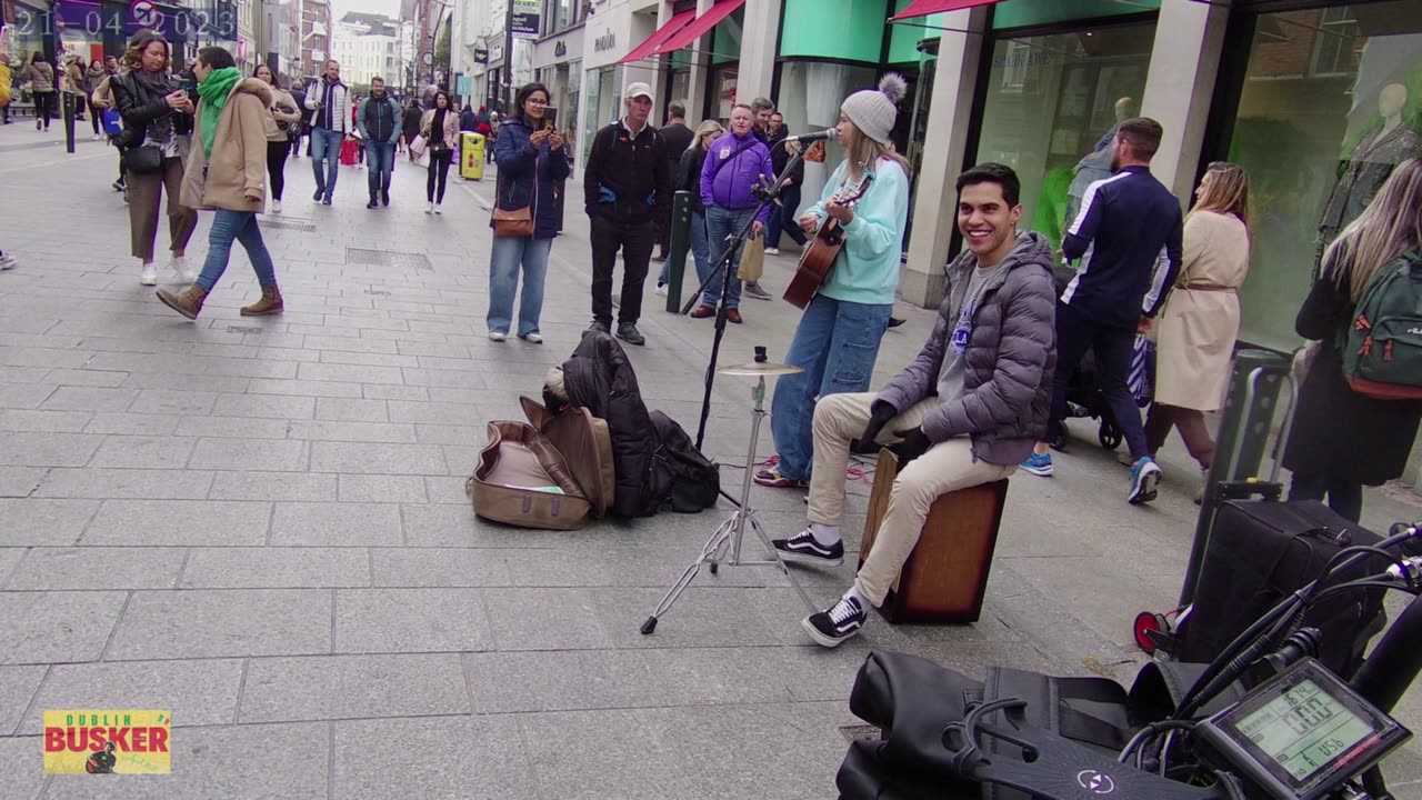 Zoe Clarke - Dublin Busker (Street Performance - April 2023