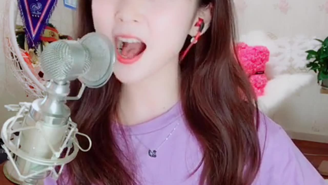 美女热舞