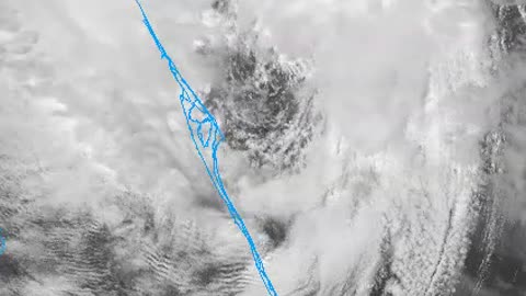 Hurricane IAN Spraying Inside the Eye 9-29-22