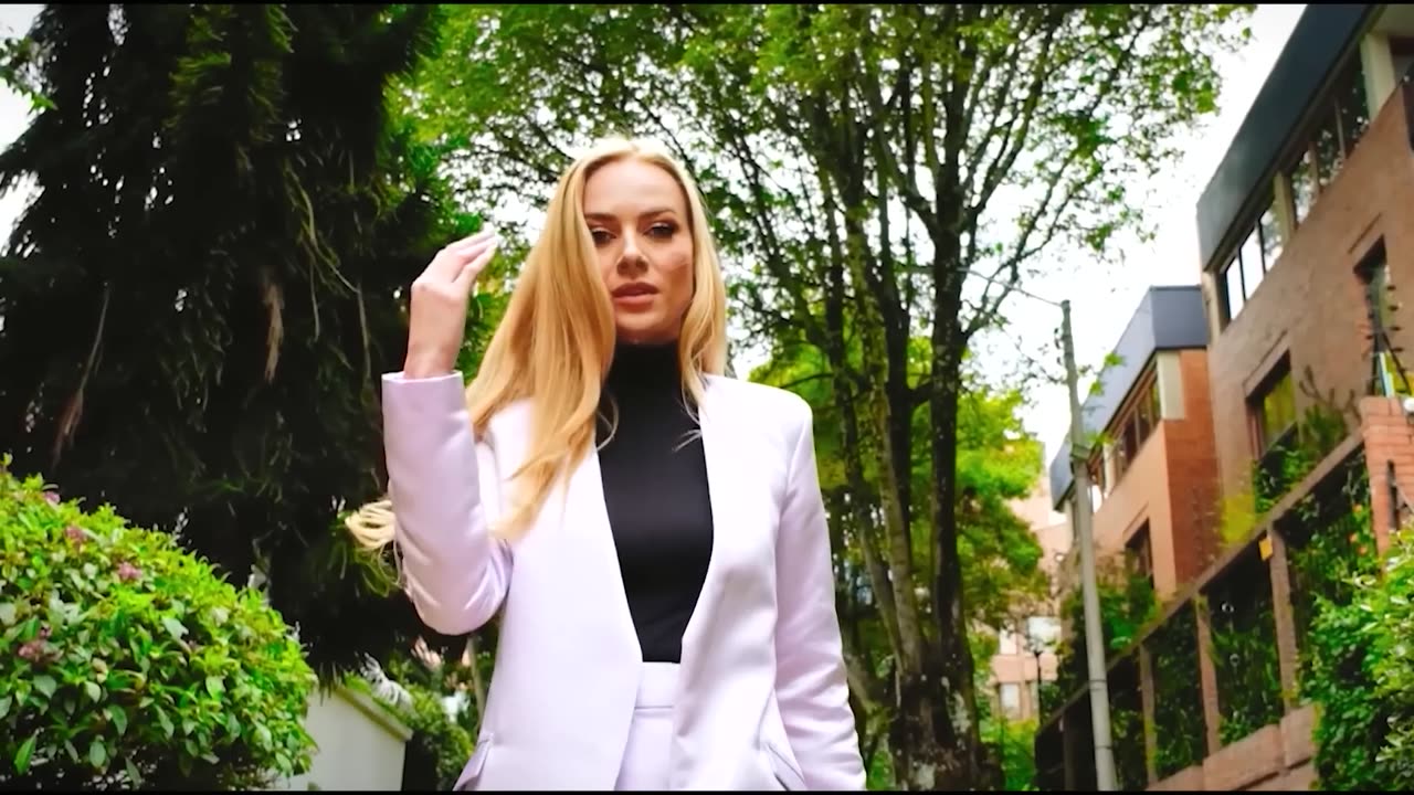 Otilia__-_Tres_Amores_(Mustafa_Emre_Remix)_Sexy_Models,_Cars_