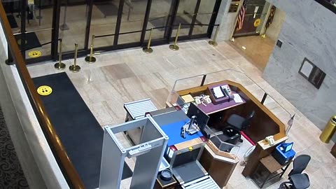 1448HSOB02CStreetDoor_2021-01-05_01h00min01s863ms.mp4