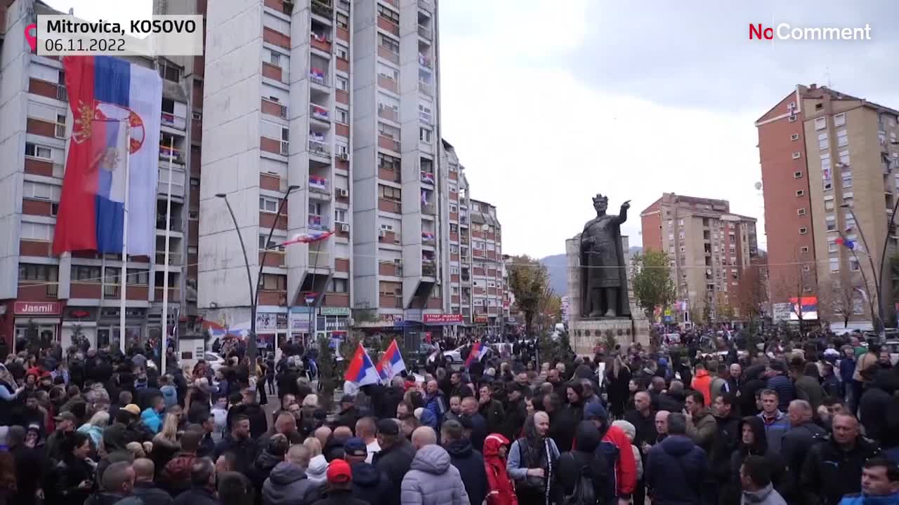 Watch: Ethnic Serbs rally in northern Kosovo after leaving jobs in protest