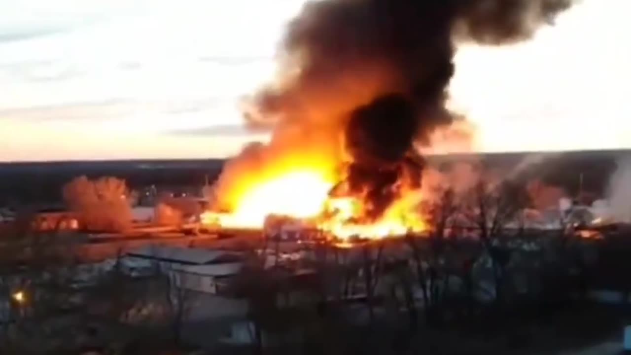 Massive Blaze at Cattle Barn, Spreading to Multiple Buildings in Rock Island, Illinois