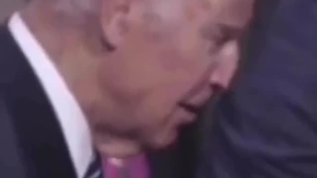 INSÓLITO! JOE BIDEN NOJENTO! FJB
