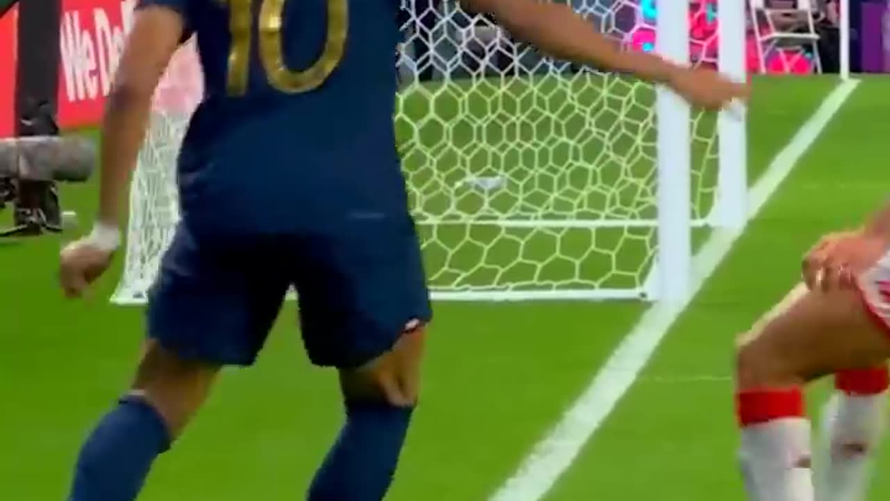 Mbappe Skills #goal #livestream#mbappe #football #messi