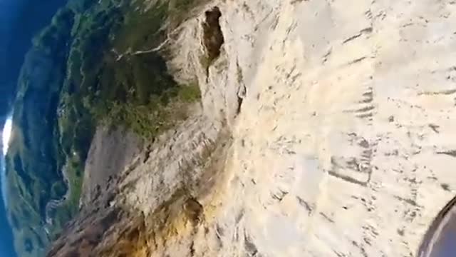 The first view of cliff skydiving