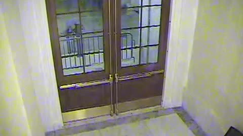 3443CHOB02CH12NRotundaExit_2021-01-06_19h20min01s267ms.mp4