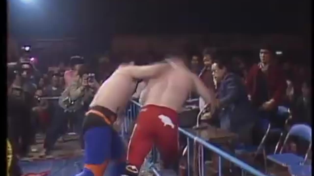 (1985.11.27) Dynamite Kid vs Tiger Mask II - AJPW