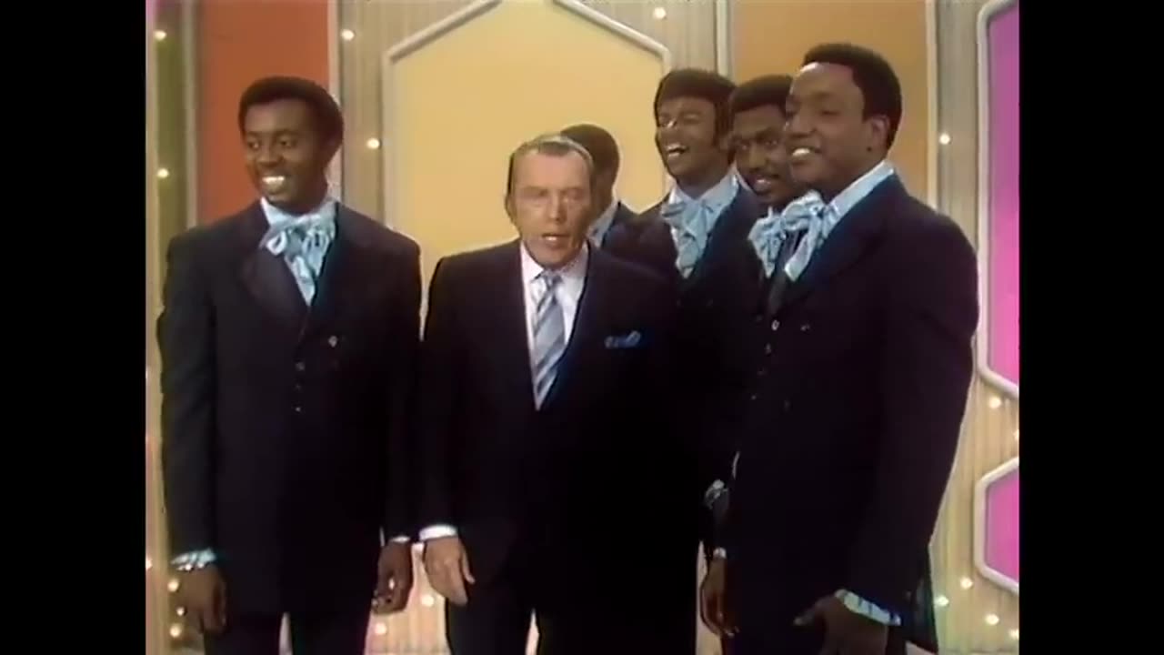 > The Temptations • I Can_t Get Next To You • (Ed Sullivan-Sept 28 1969)