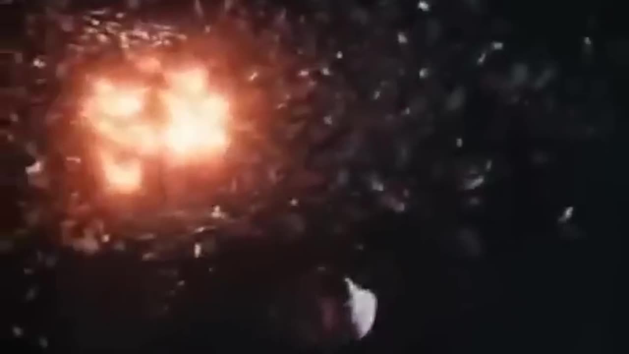 live the 🌍 Earth blast in the Chand