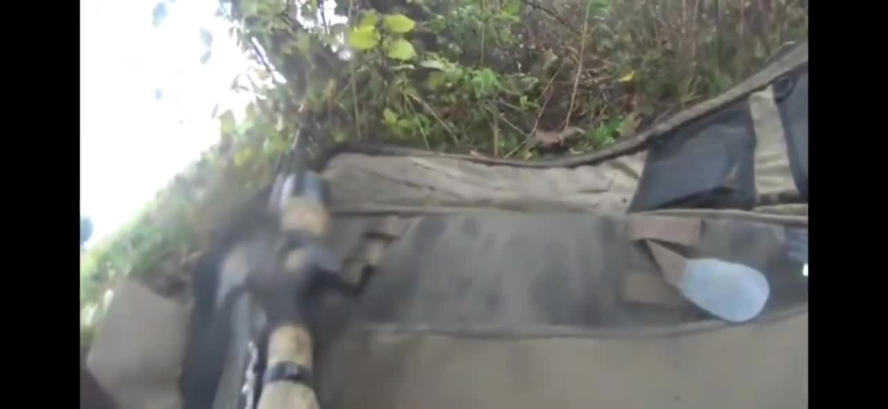 Finnish Foreign Volunteer pinned down by a Russian BMP and Artillery