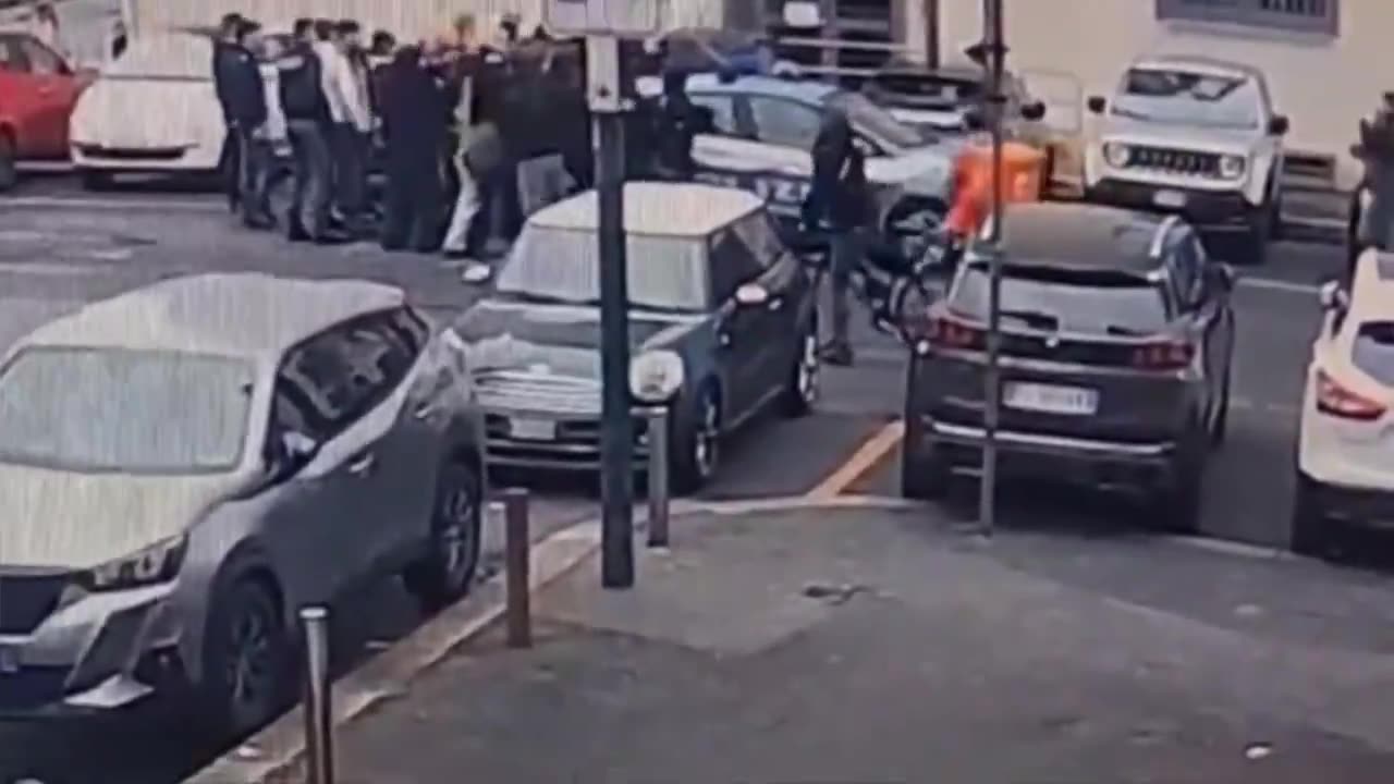Pack Of Muslims Free Muslim Criminal From Police Custody
