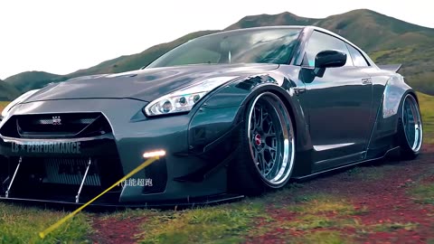 Summon someone willing to buy this car for you within three seconds #gtr