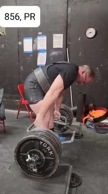 856 lb trap bar DL off 3" mats