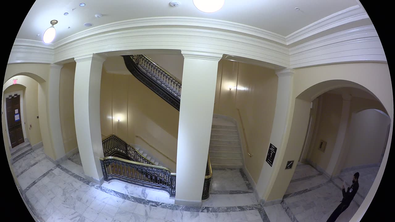 3479CHOB01Stair1_2021-01-05_00h00min00s333ms.mp4