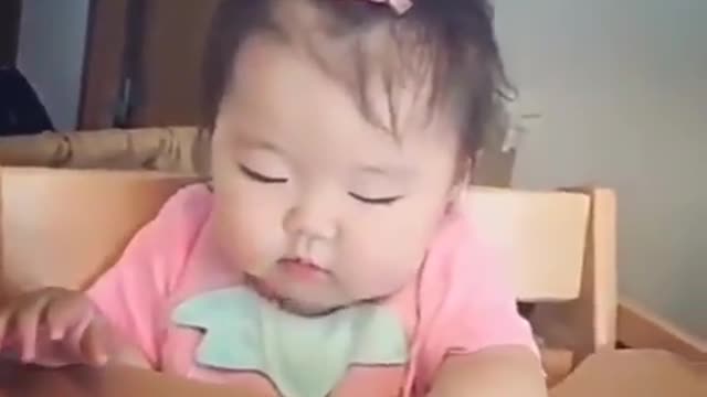 Baby Struggles To Stay Awake During Eating Time💕