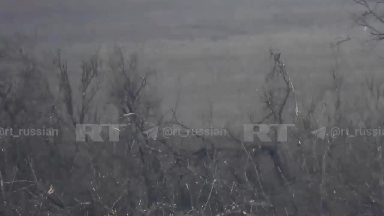 🇷🇺🇺🇦 An accurate hit from the Kornet ATGM on the Bradley