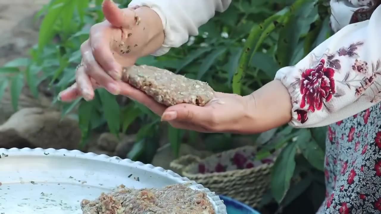 Cook walnut rice "Shami" in the heart of nature!