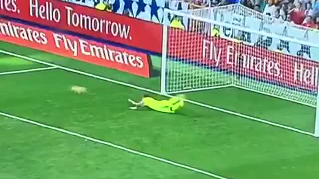 VIDEO: Casilla saves a penalty vs Osasuna
