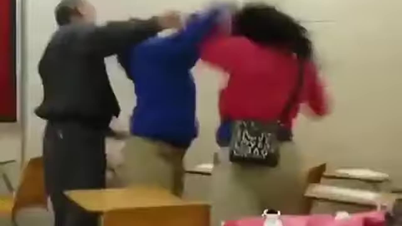 FAT GIRL FIGHT