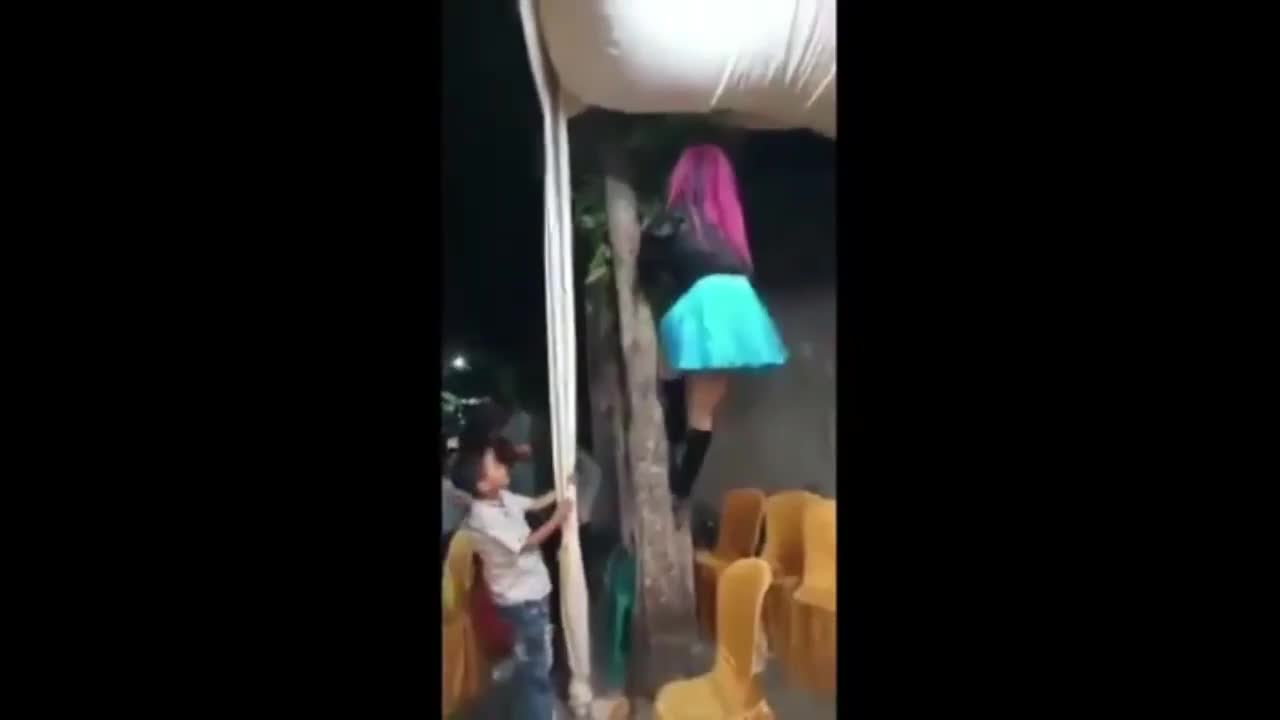 This Pink Hair Girl loves to cllimb