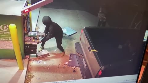 Thieves rip open ATM in USA