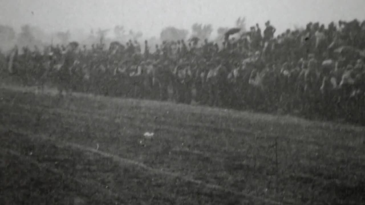 Free-For-All Race At Charter Oak Park (1897 Original Black & White Film)