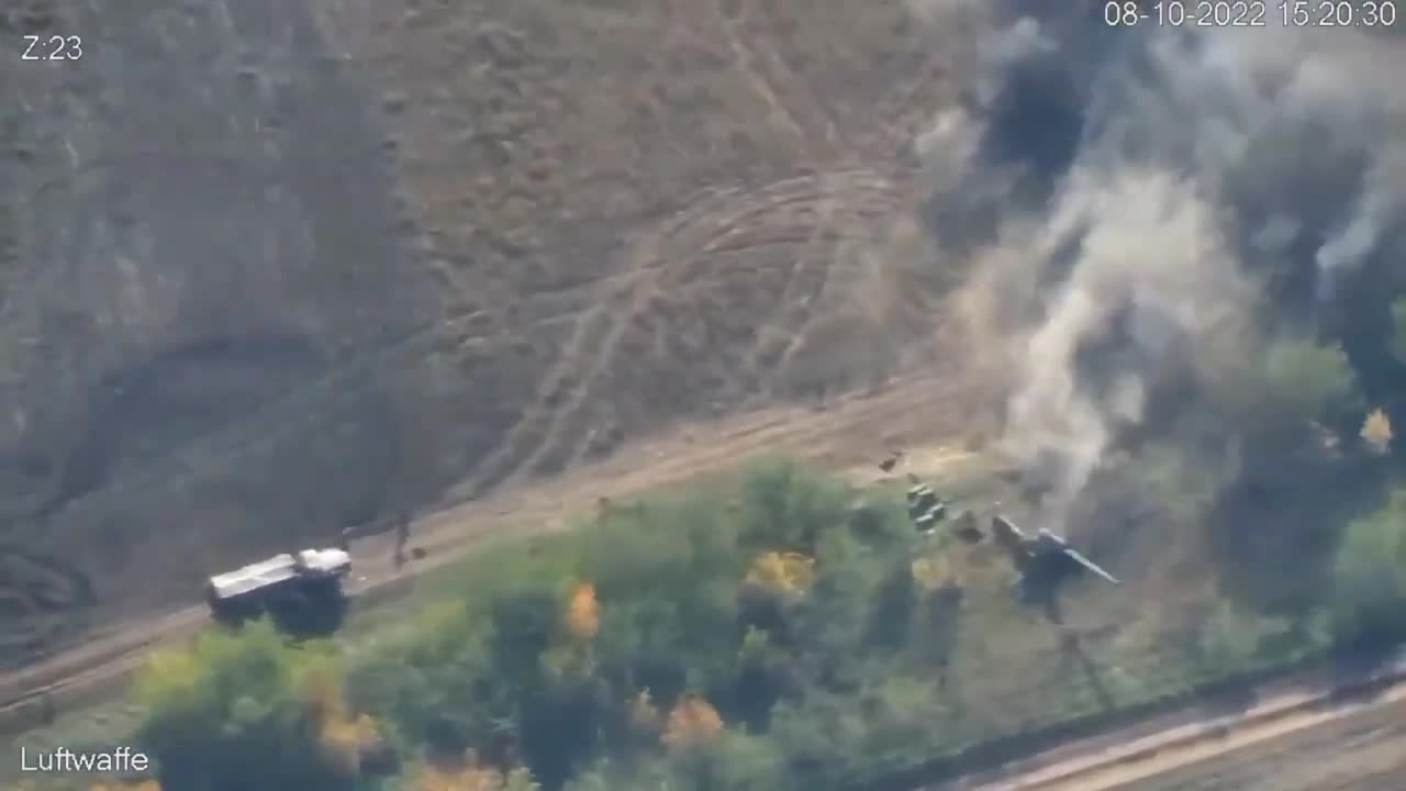 Destruction of the Russian 152 mm howitzer