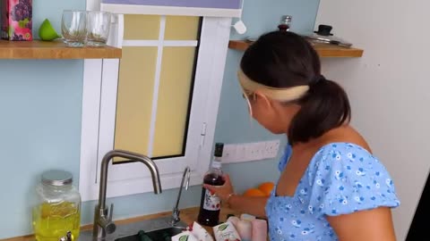 Kitchen sink lemonade hack!