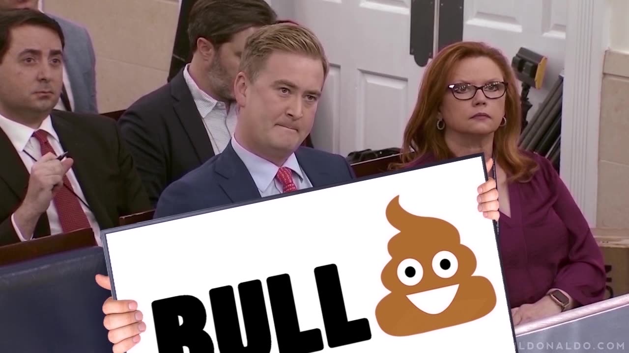 SHE'S SO BAD AT THIS...😂😂😂